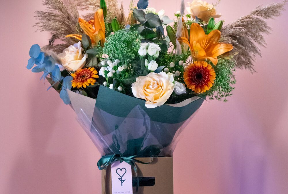 Sympathy Flowers for Pet Loss in Aberdeen: A Thoughtful Gesture of Love and Comfort