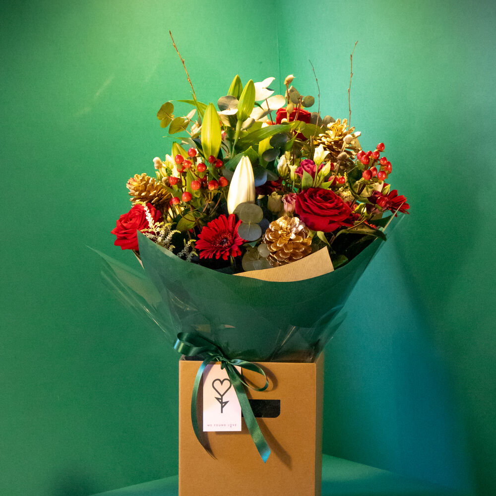 Traditional Christamas Colours Green We Found Love Image