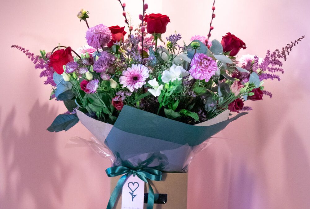 Anniversary Flowers Aberdeen: Celebrate Your Love with We Found Love